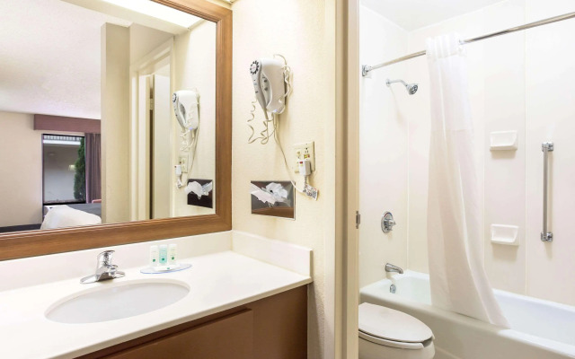 Hampton Inn Chattanooga I-75 North