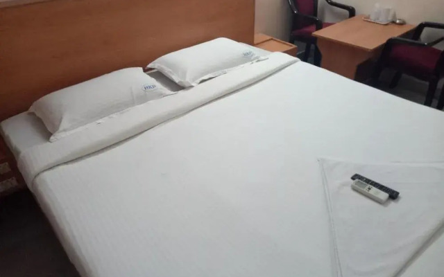 Hotel Kirthikaa Palace