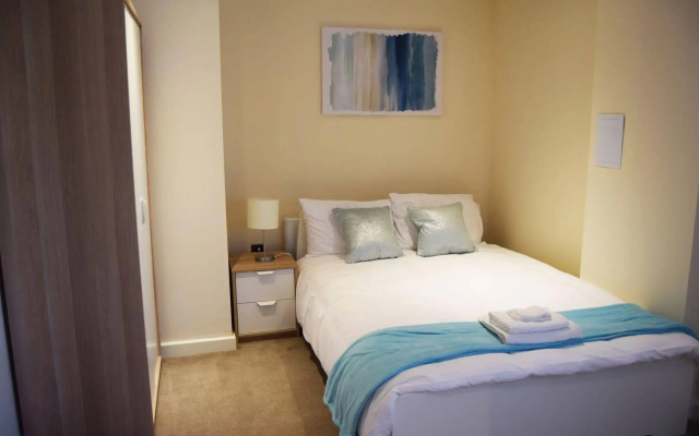 Morland House Apartments