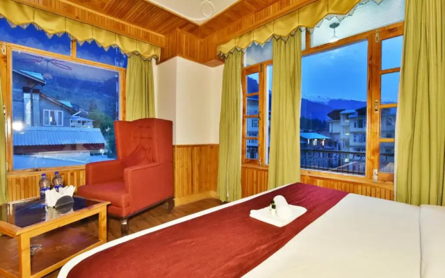 Hotel Himgiri Manali
