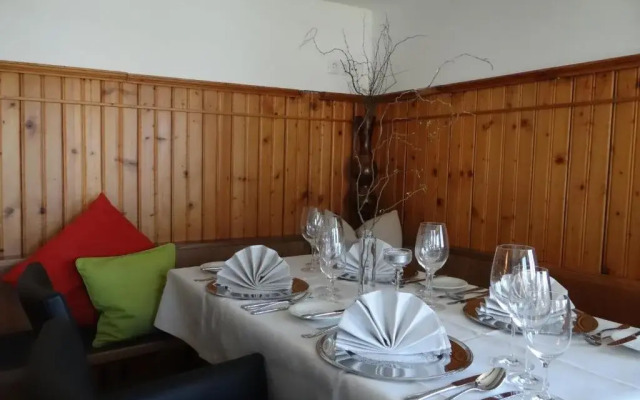 Hotel Waldrast B&B