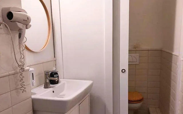 GoodMo Budapest Smart Rooms