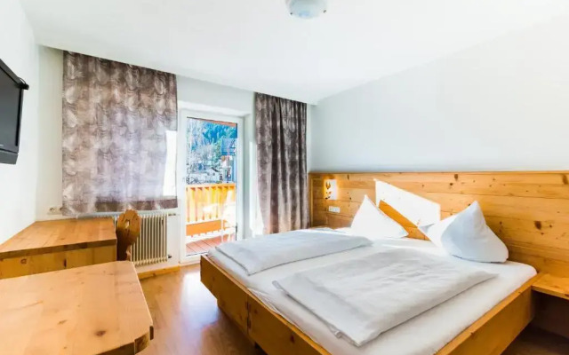 Adler Hotel-Pension 3 Sterne