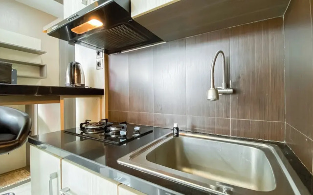 Best Price And Relaxing 1Br At Green Pramuka City Apartment