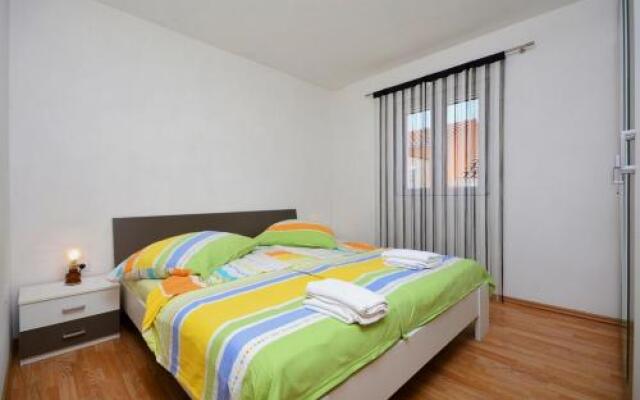 Apartment With Sea View 3558-3