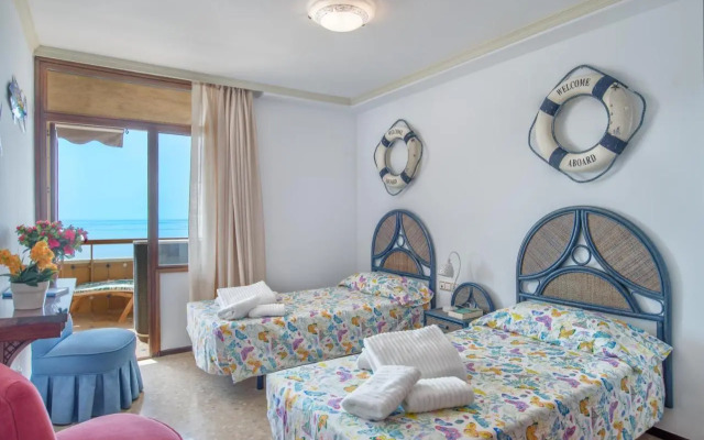 Aloha Amazing Sea Views at Carihuela