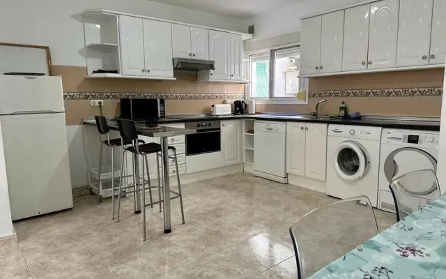Charming 3-bed Apartment in Fuengirola
