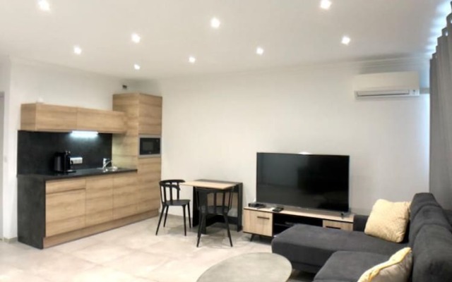 MyAgent studio moderne tout confort-carnot 10 min palais