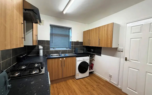 3 Bedroom House Near Arena