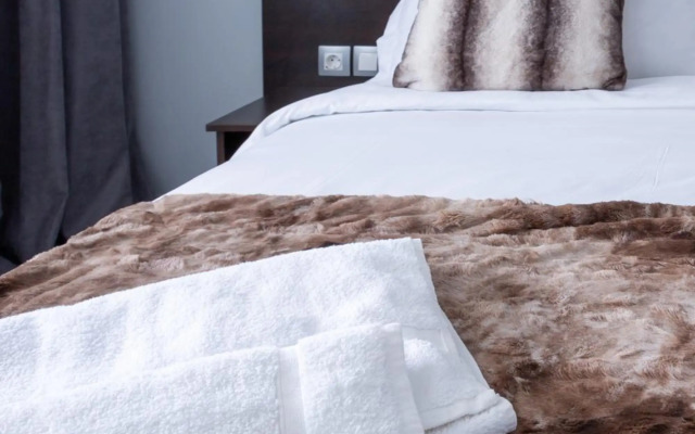 Lovely 1 Bedroom Apartment 5min FROM THE SKI LIFT!