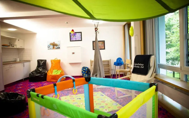 HI Munich Park Youth Hostel