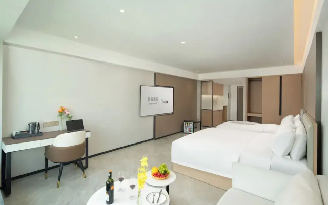 ECHIC Mercure (Guangzhou Baoneng Performing Arts Center Luogang Wanda Plaza)