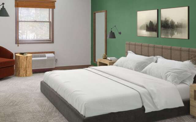 Lodge at Schroon Lake