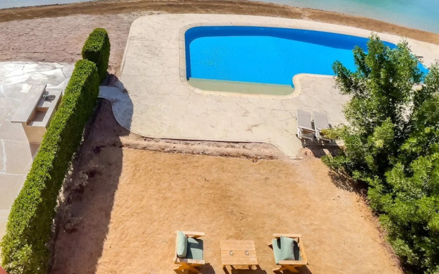 Xuru Stays I Astounding 3bdr Villa @ Tawila Pool Front