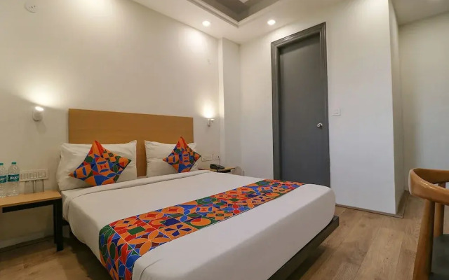 Fabhotel The Chaitanyas