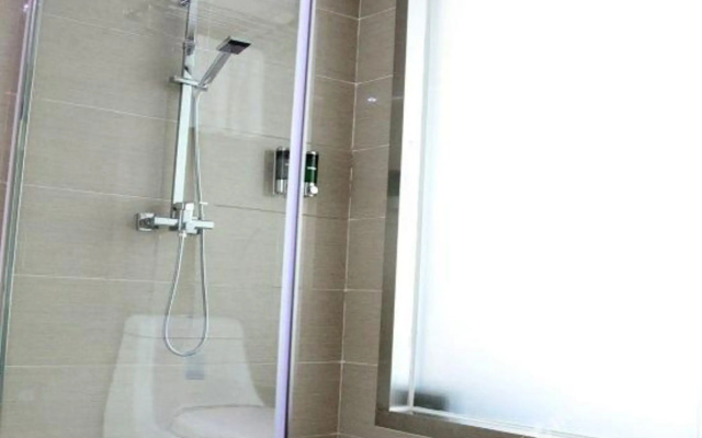 Wanggao Hotel – Bathroom – Zhongshan