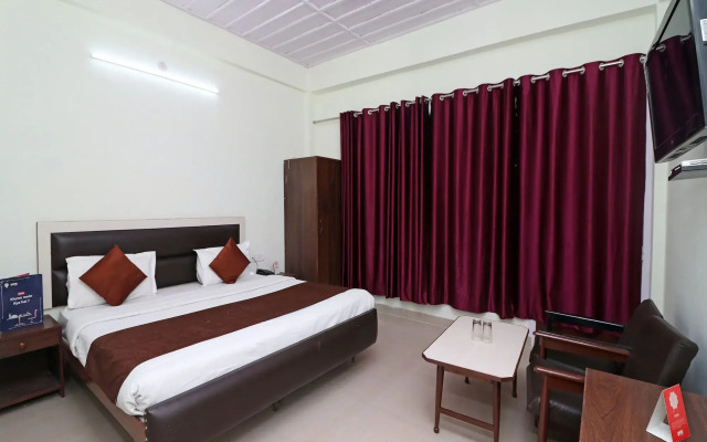 OYO 13908 Hotel India