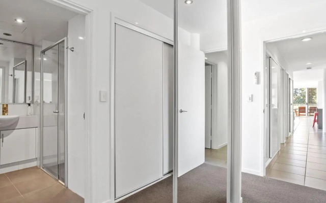 Unit 2 18 OAK STREET