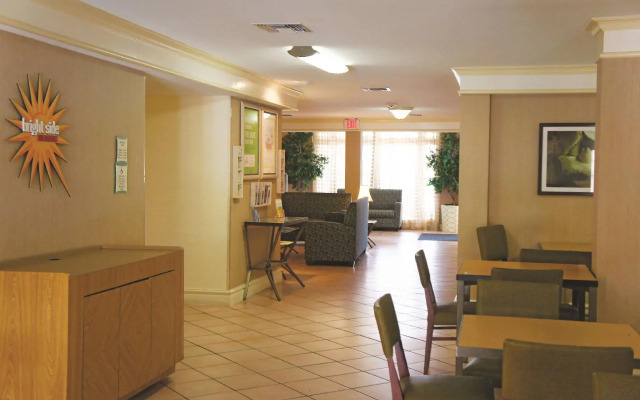 La Quinta Inn Houston Greenway Plaza