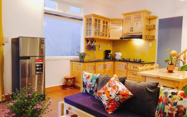 Suri’s Apartment - Suri’s House 2