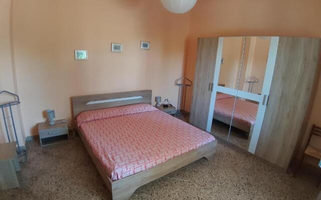 Casa Vacanze "Lo Vita" Appartamento "Sara"