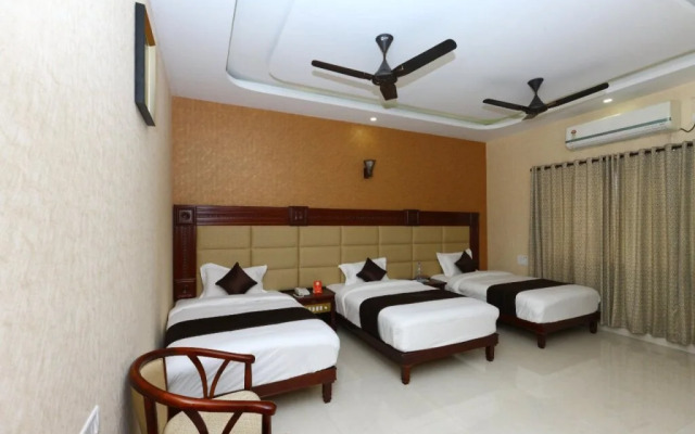 RB Grand Residency by OYO Rooms