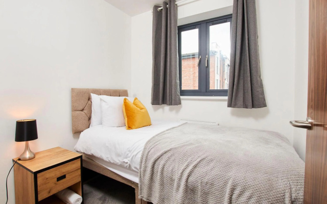 Exquisite 5 Bedroom Manchester House Sleeps8 wParking