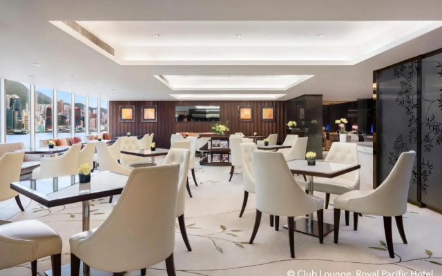 Royal Pacific Hotel (Chalet)