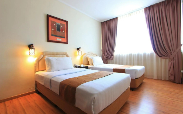 Telang Usan Hotel