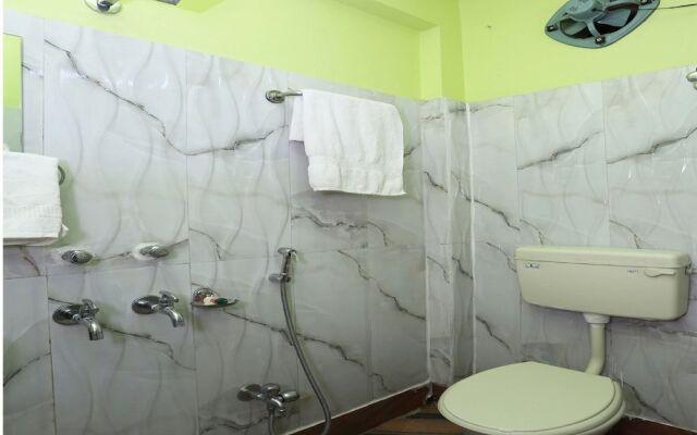 OYO 13568 Debalay Guest House