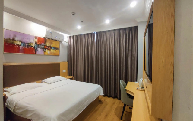 GreenTree Inn Anhui Fuyang Railway Station W XianGYAng Road Business Hotel – Guest Rooms – Fuyang