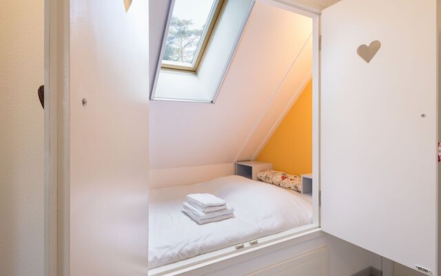 Romantic Villa With a Dishwasher, Near a National Park