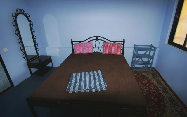 Rudra Holidays Guest House