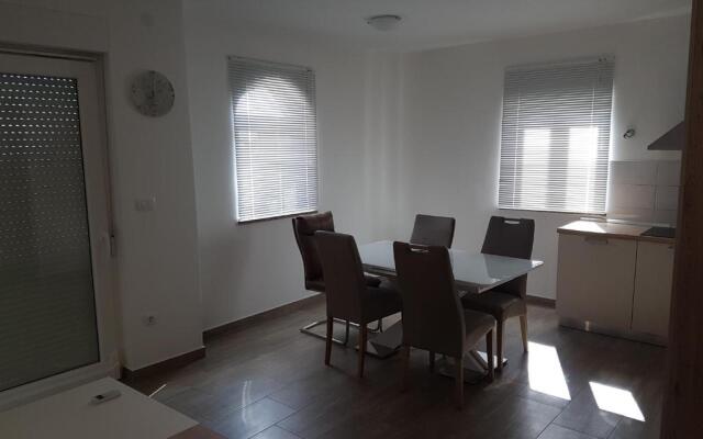 Apartments Eni