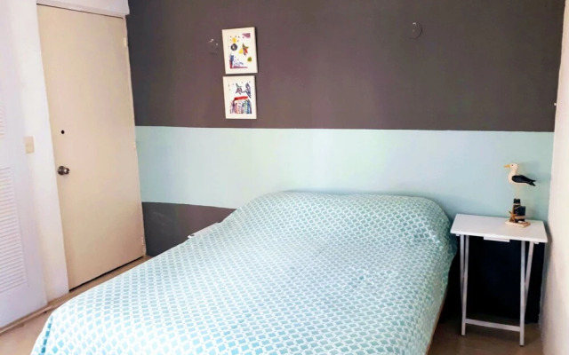 Room With Private Bathroom, Air Conditioning, Wi-fi Downtown Cancun