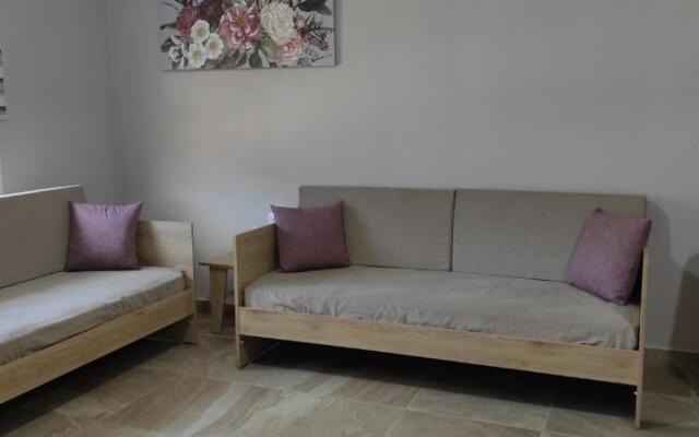 House Kallisti 2