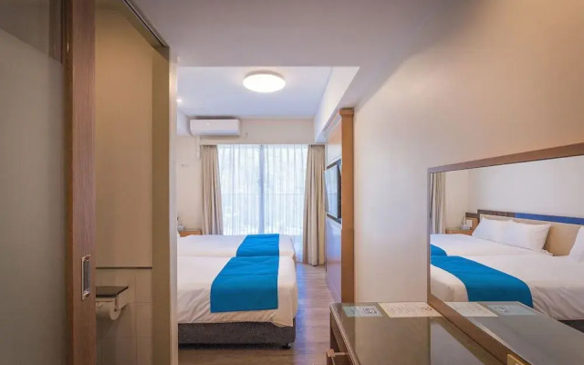 Kariyushi LCH Resort