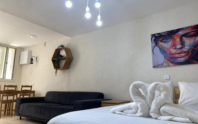 Maya Guest House-GermanColony&BahaiGardn