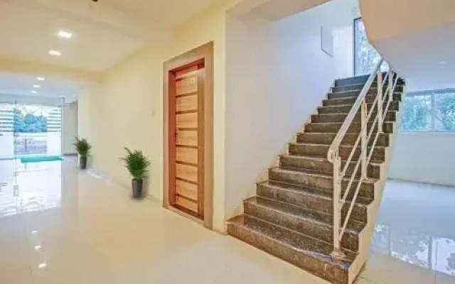 Capital O 91236 Sudama Residency