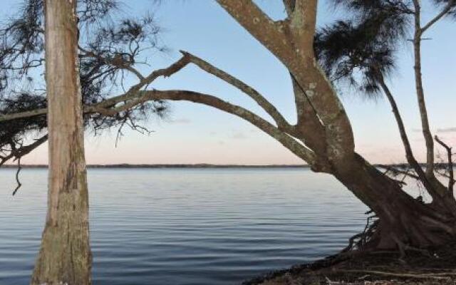 Waterfront Jervis Bay Escape Cooinda