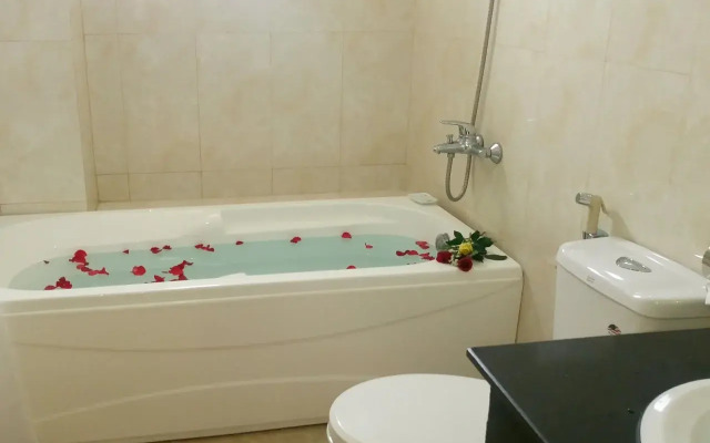 Queen Hotel Danang