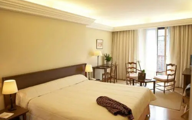 Hôtel des Pyrénées