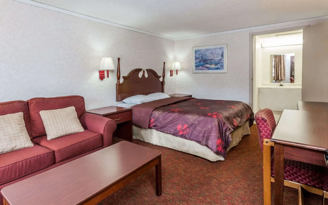 Knights Inn Farmington Hill