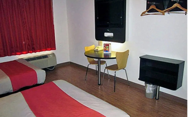 Motel 6 Plano, TX - West - Frisco