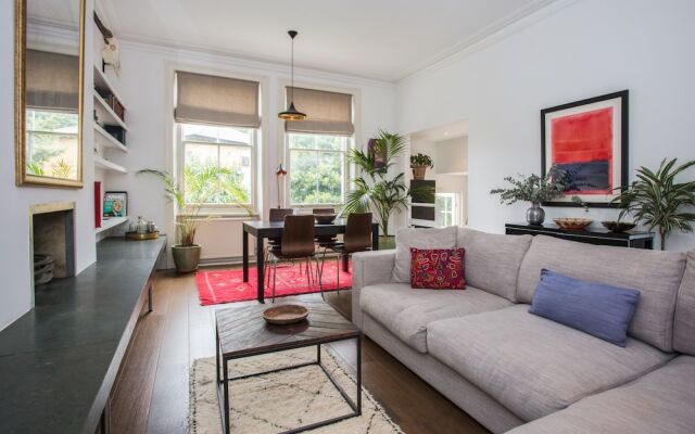 Notting Hill Apartment