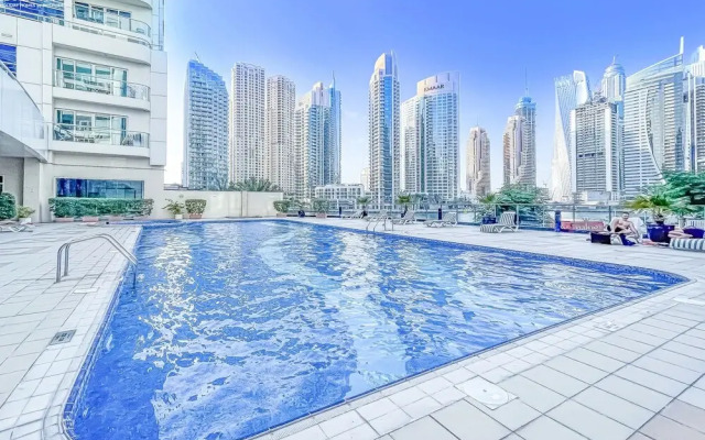 Plush Studio Having Lake View by Bnbmehomes