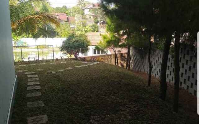 Green Hill Resort B7 Palm