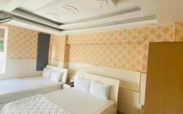 Song Xanh Hotel by OYO