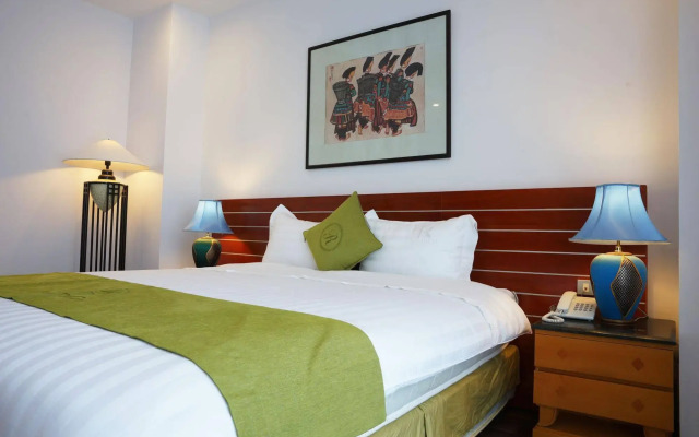 Richico Apartments And Hotel