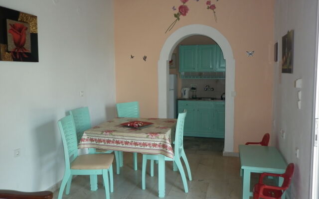 Eleni Family Apartments